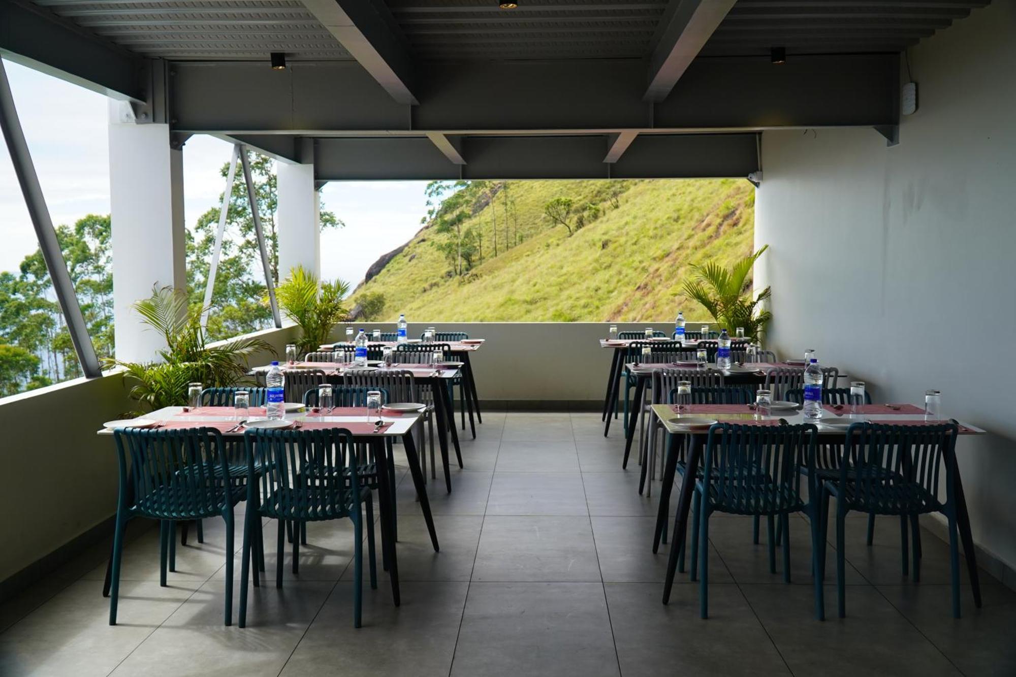 The Clouds End Hotel Devikolam Exterior photo